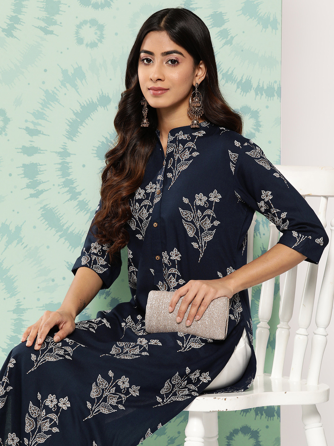 Juniper Women Navy Blue & White Bandhani Printed Floral Kurta