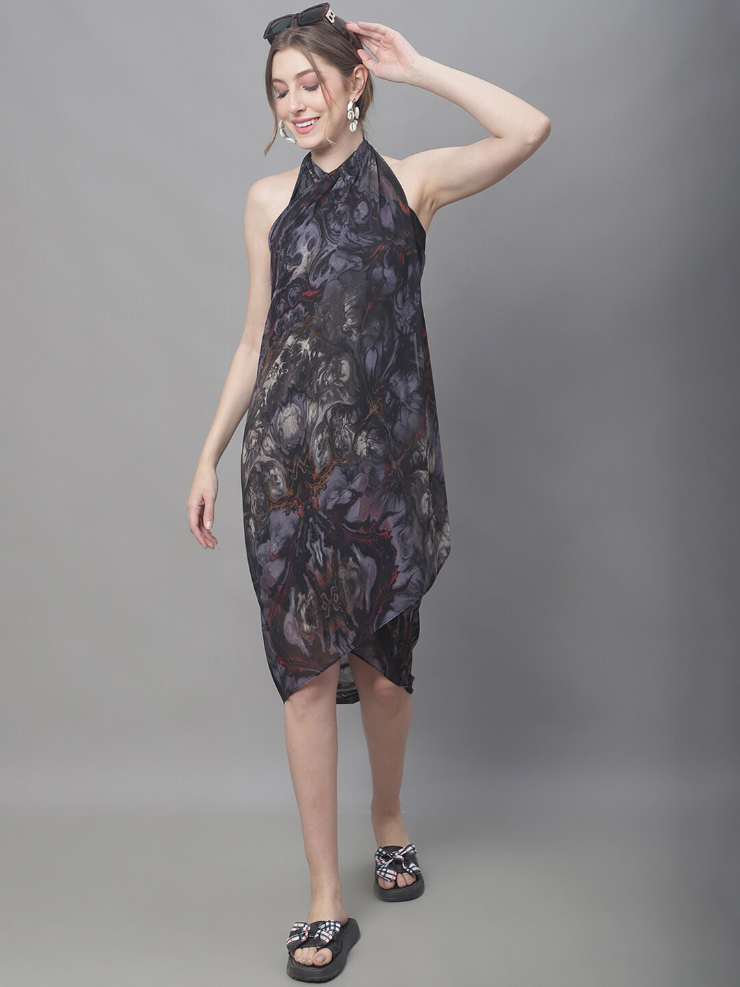 Claura Black & Grey Abstract Printed Swimwear Sarong