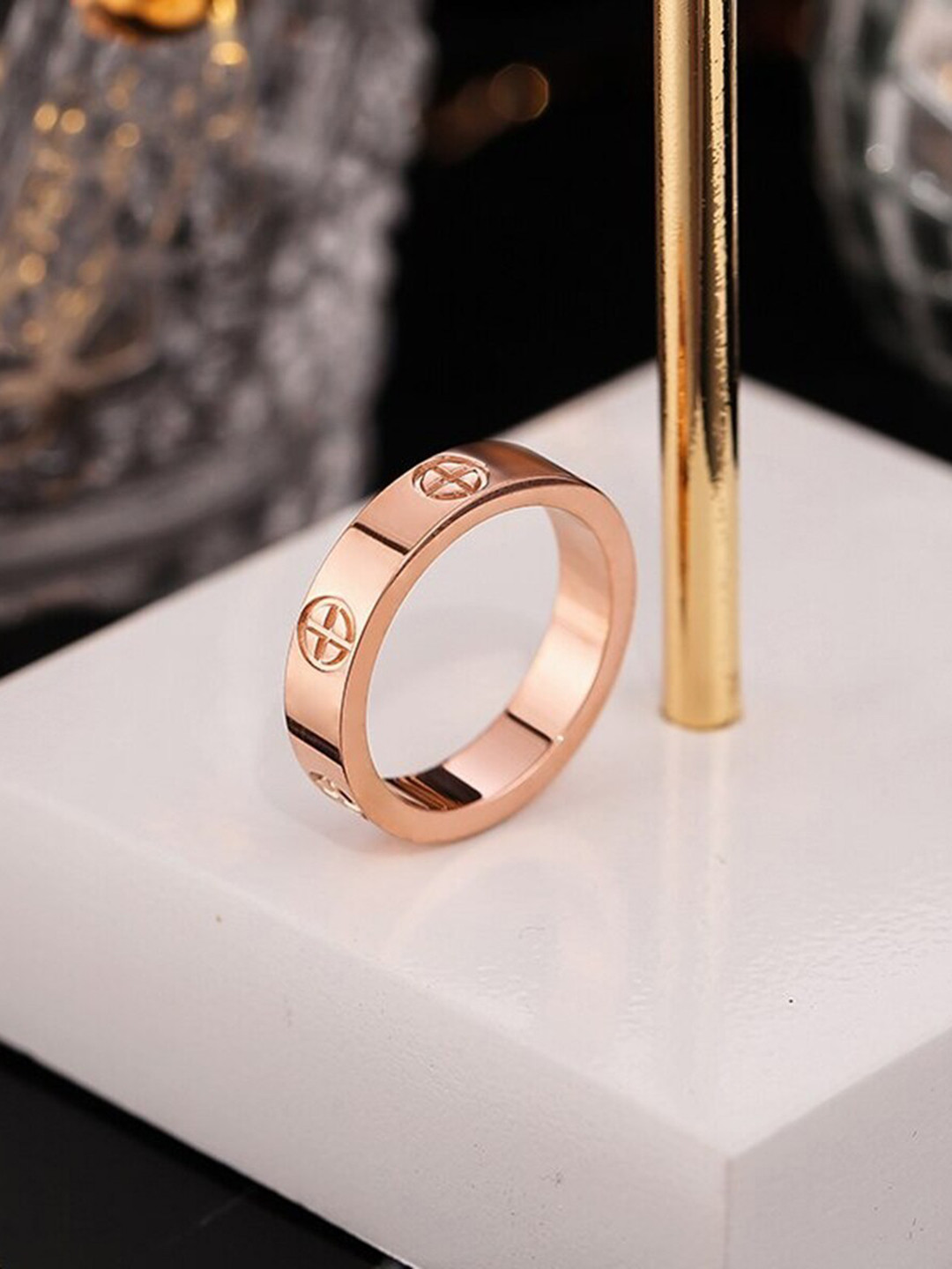 ZIVOM Rose Gold-Plated Finger Ring