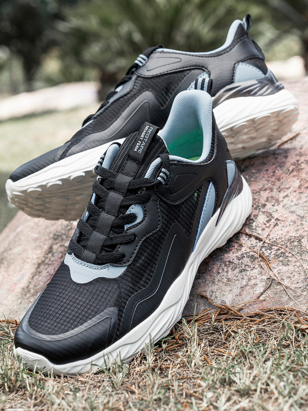 Red Tape Men Textile Walking Sports Shoes