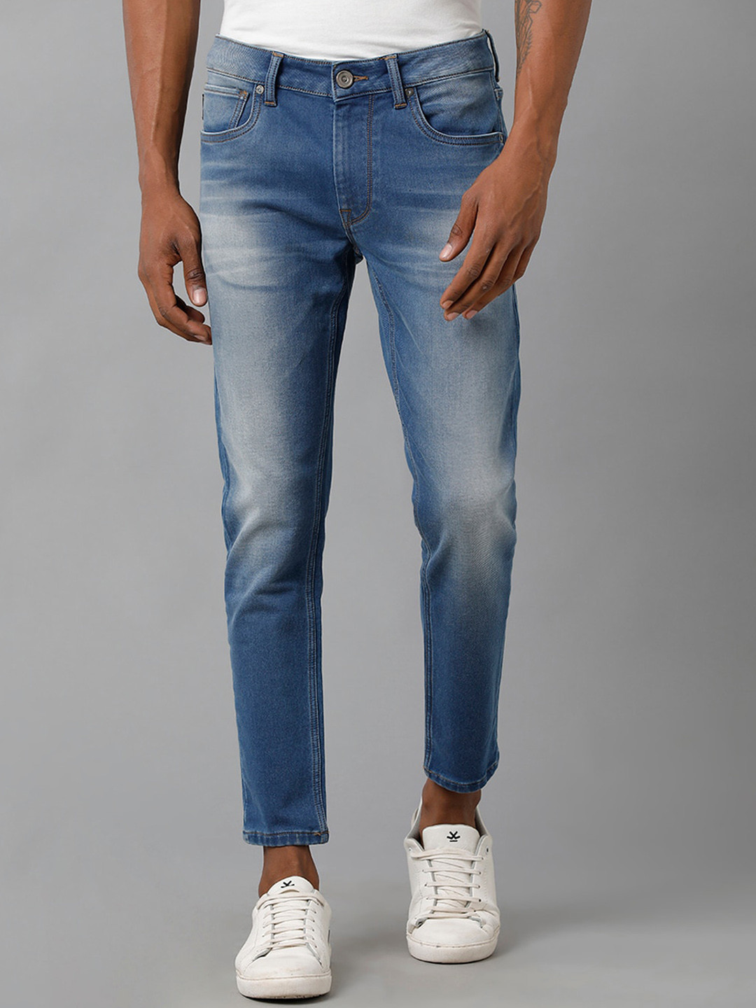 Voi Jeans Men Mid Rise Clean Look Heavy Fade Whiskers Slim Fit Cropped Jeans