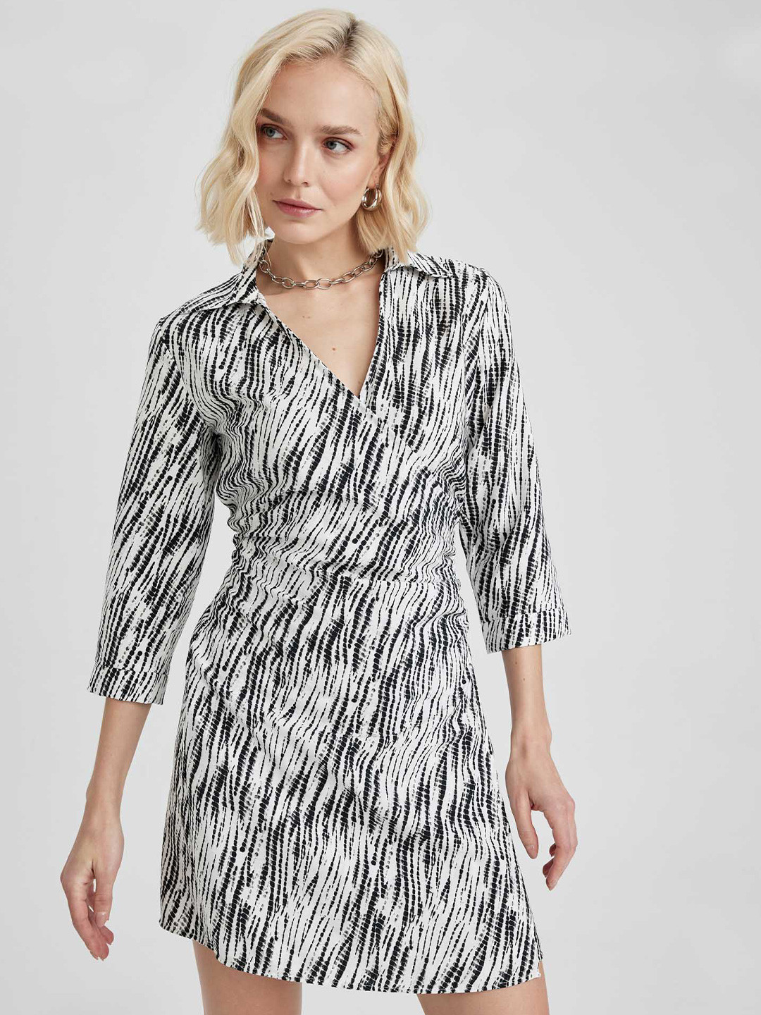 DeFacto Animal Print Mini Wrap Dress