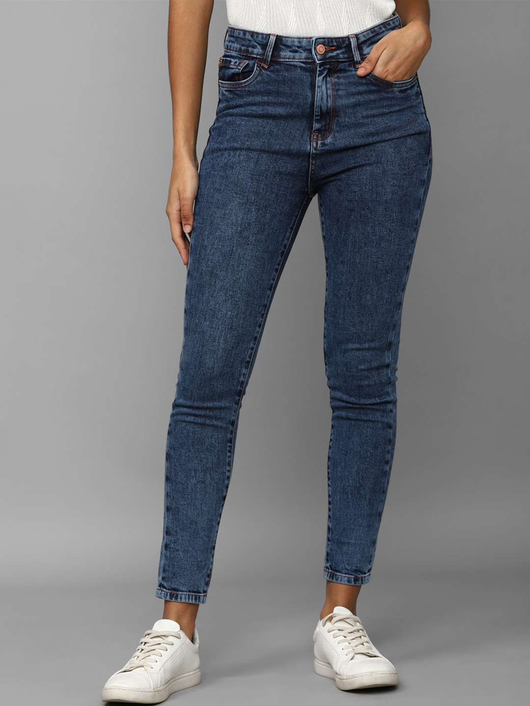 Allen Solly Woman Skinny Fit Mid-Rise Light Fade Jeans
