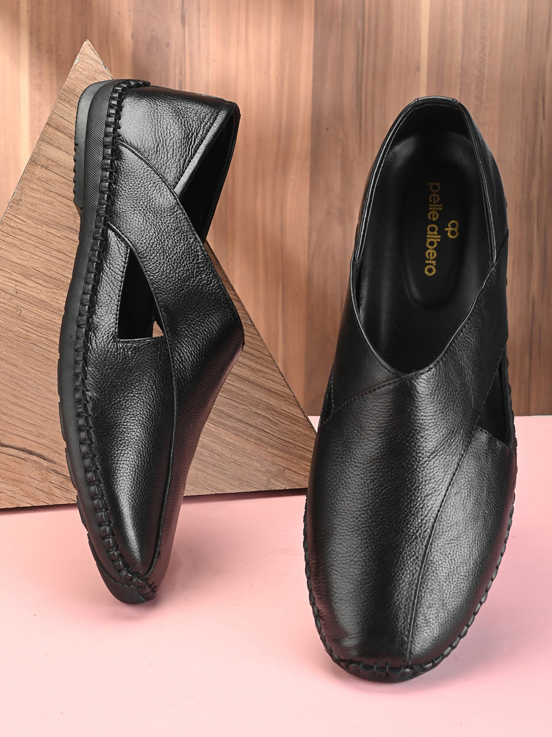 pelle albero Men Textured Leather Lightweight Peshawari Shoes