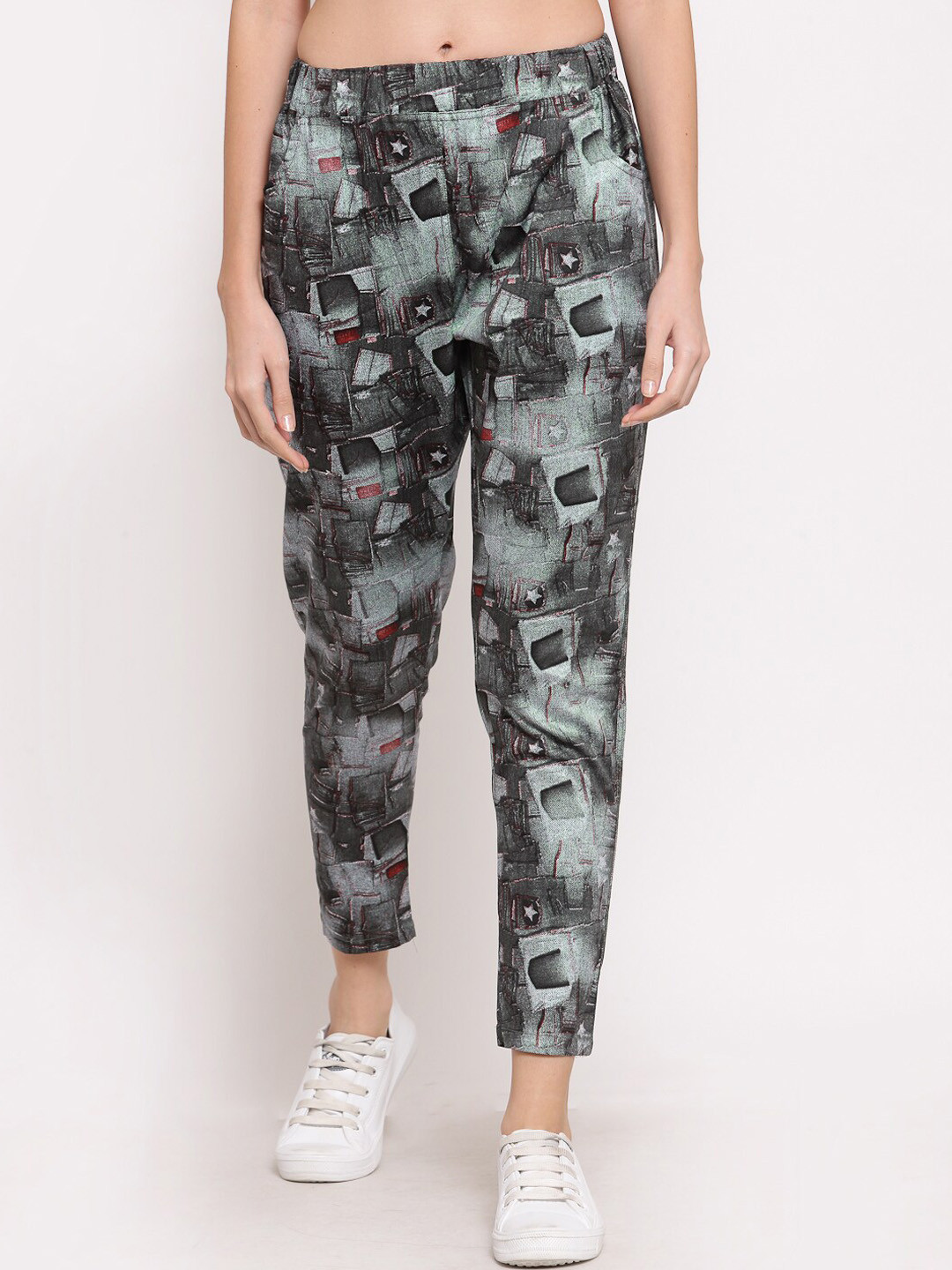 KLOTTHE Women Printed Cotton Track Pant