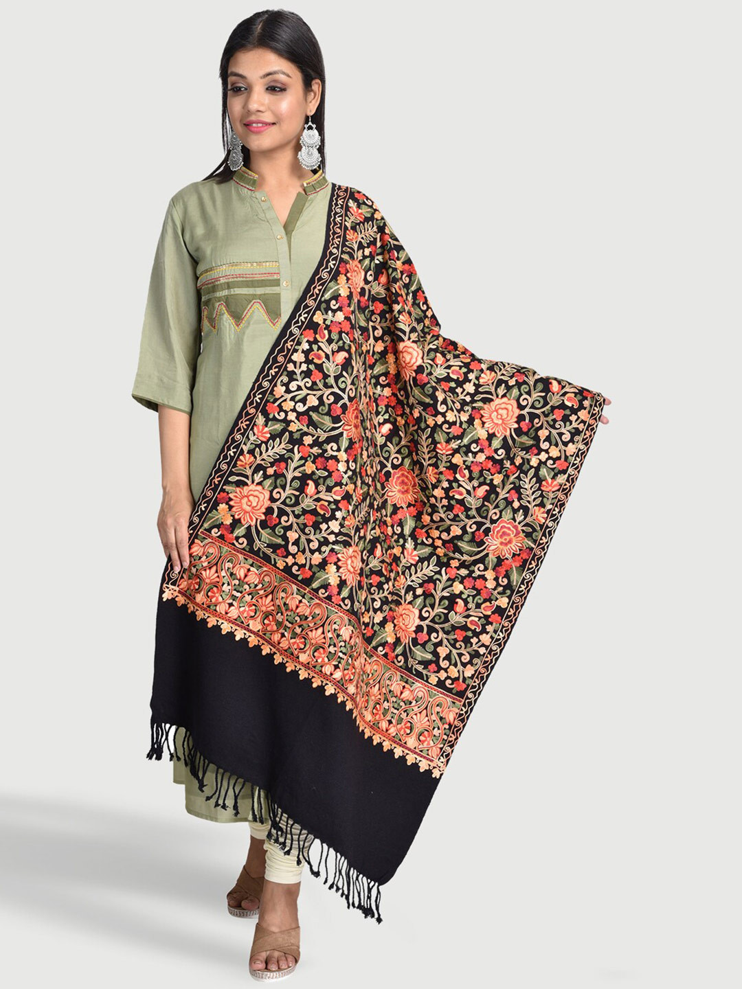 SWI Stylish Women Embroidered Aari Woollen Stole