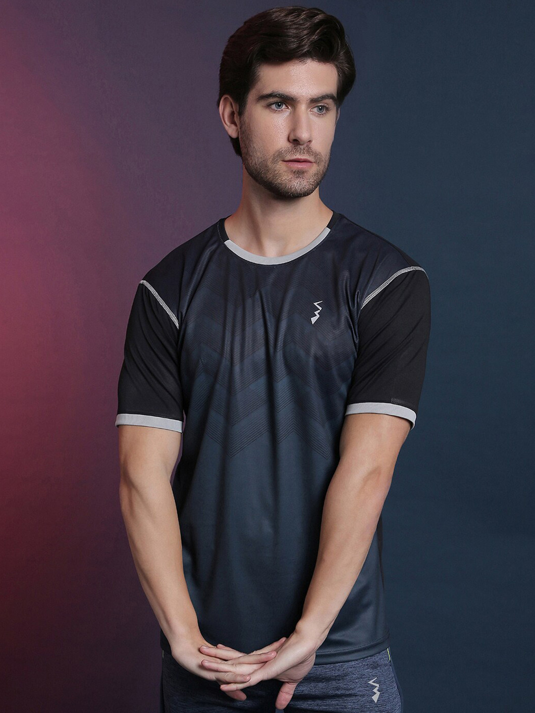 Campus Sutra Black Dry-Fit Training T-shirt