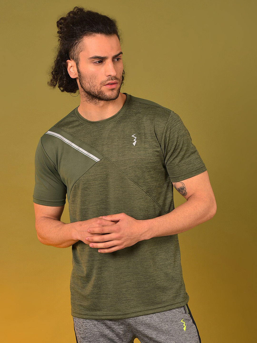 Campus Sutra Olive Green Dry-Fit Training T-shirt