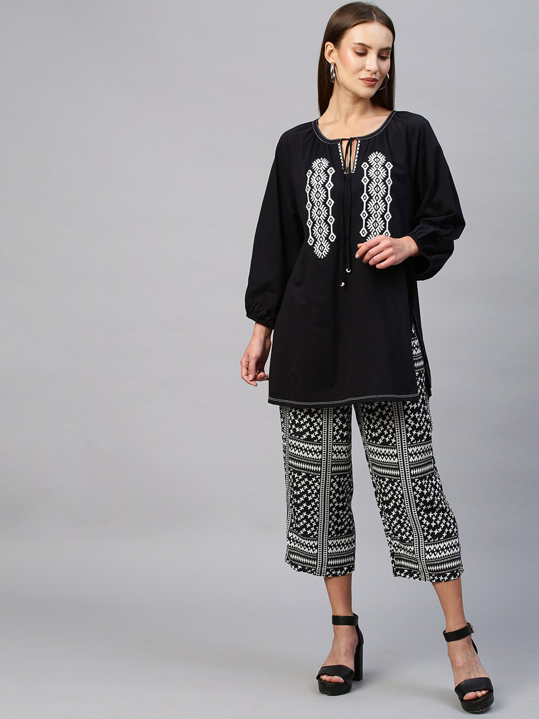 Modern Indian by CHEMISTRY Geometric Embroidered Thread Work Cotton Kurti with Trousers