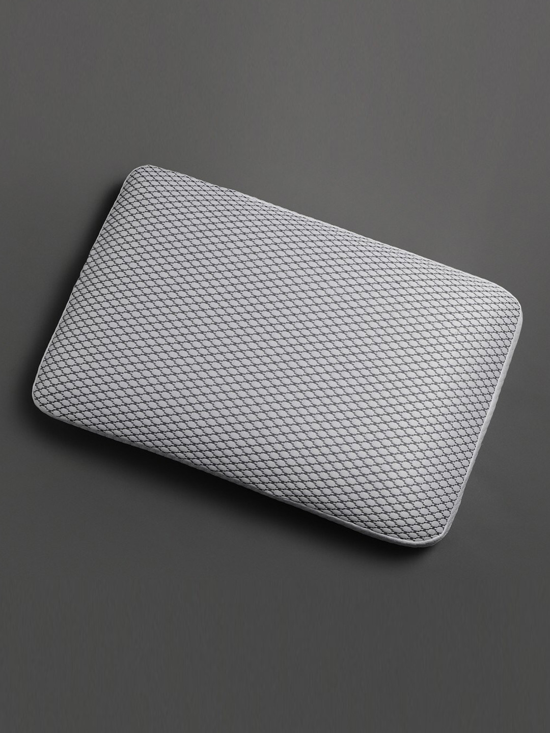 LA VERNE Cooling Gel White Striped Polycotton Cooling Medium Memory Foam Sleep Pillow-68 x 43 cm