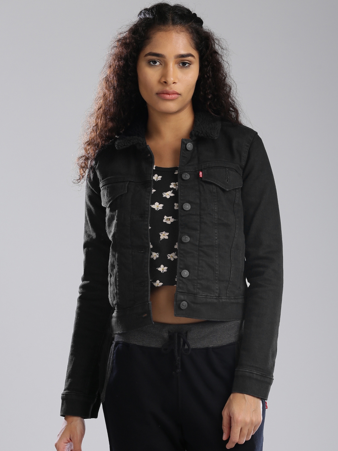 Buy Levis Women Black Solid Denim Jacket - Jackets for Women 2273734 |  Myntra