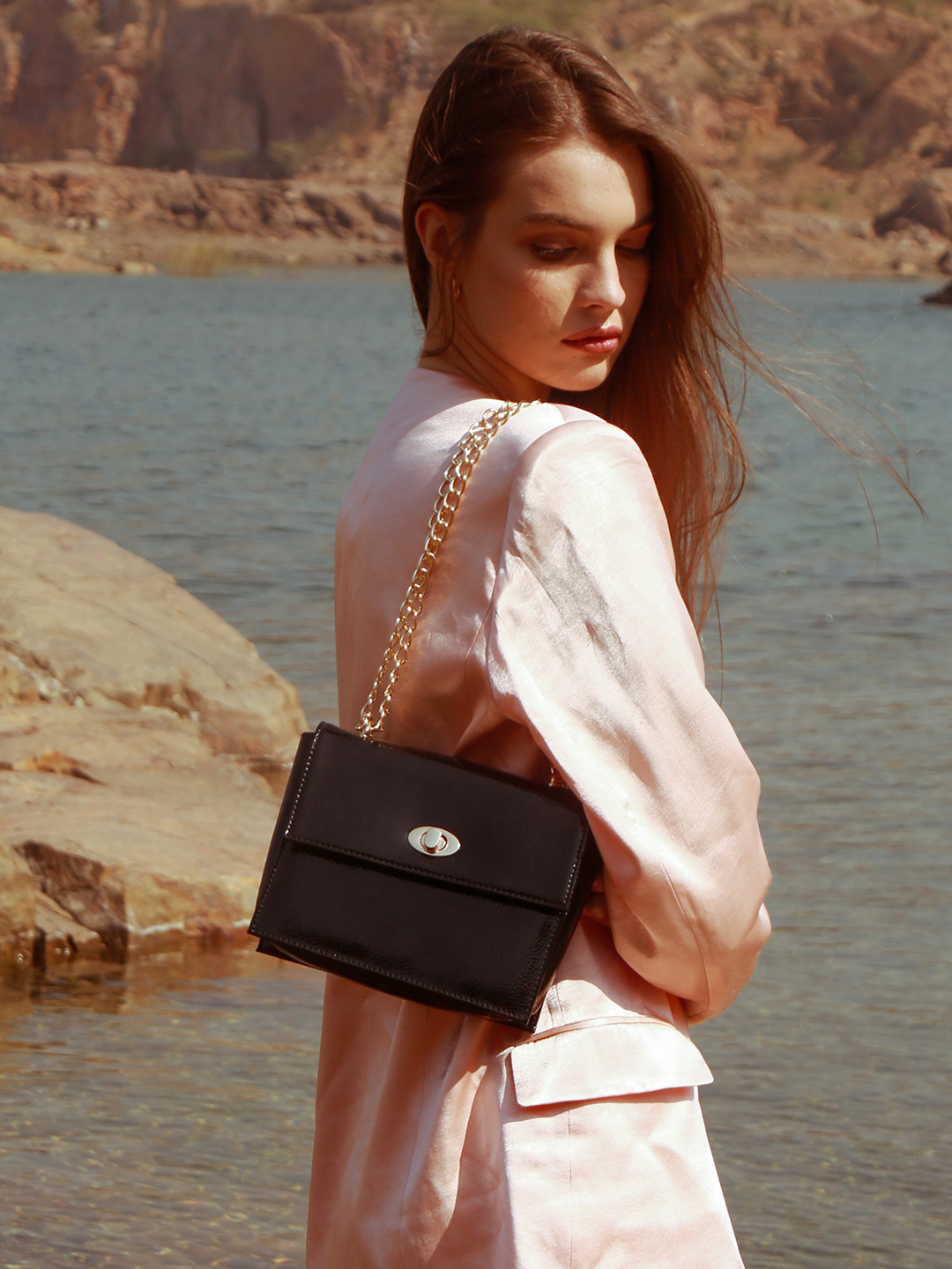 RASHKI PU Textured Leather with Chain Sling