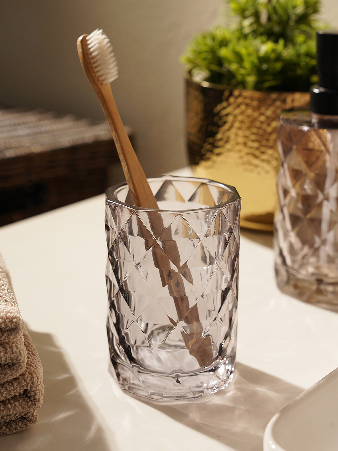 Pure Home and Living Black Prism Textured Glass Toothbrush Holder