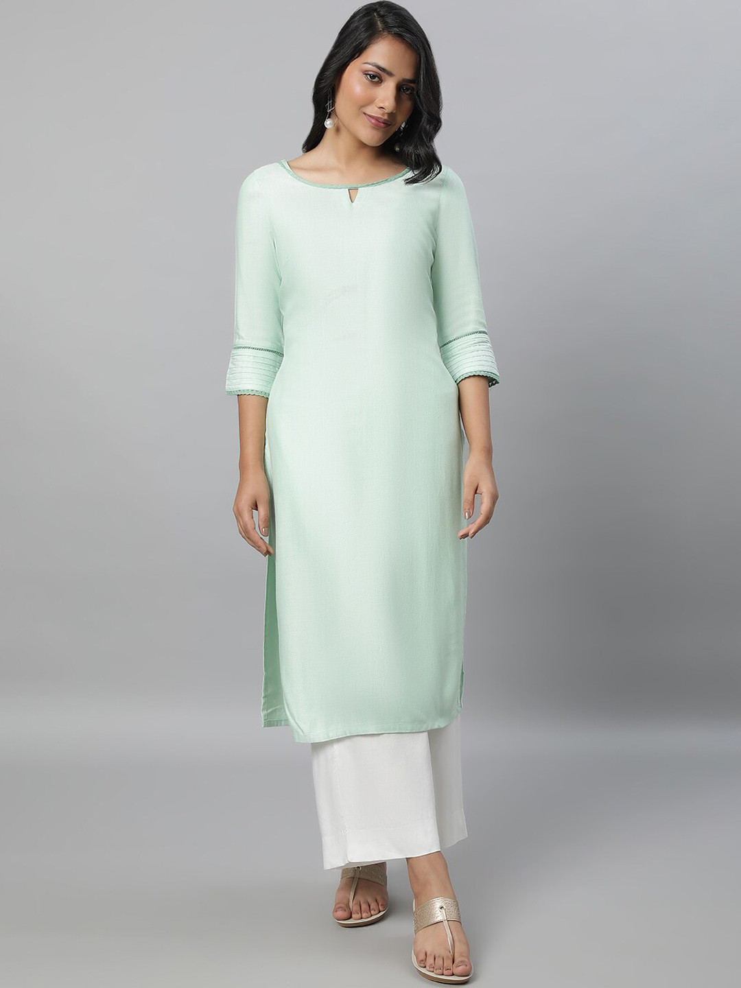 AURELIA Keyhole Neck Lace Inserted Straight Kurta