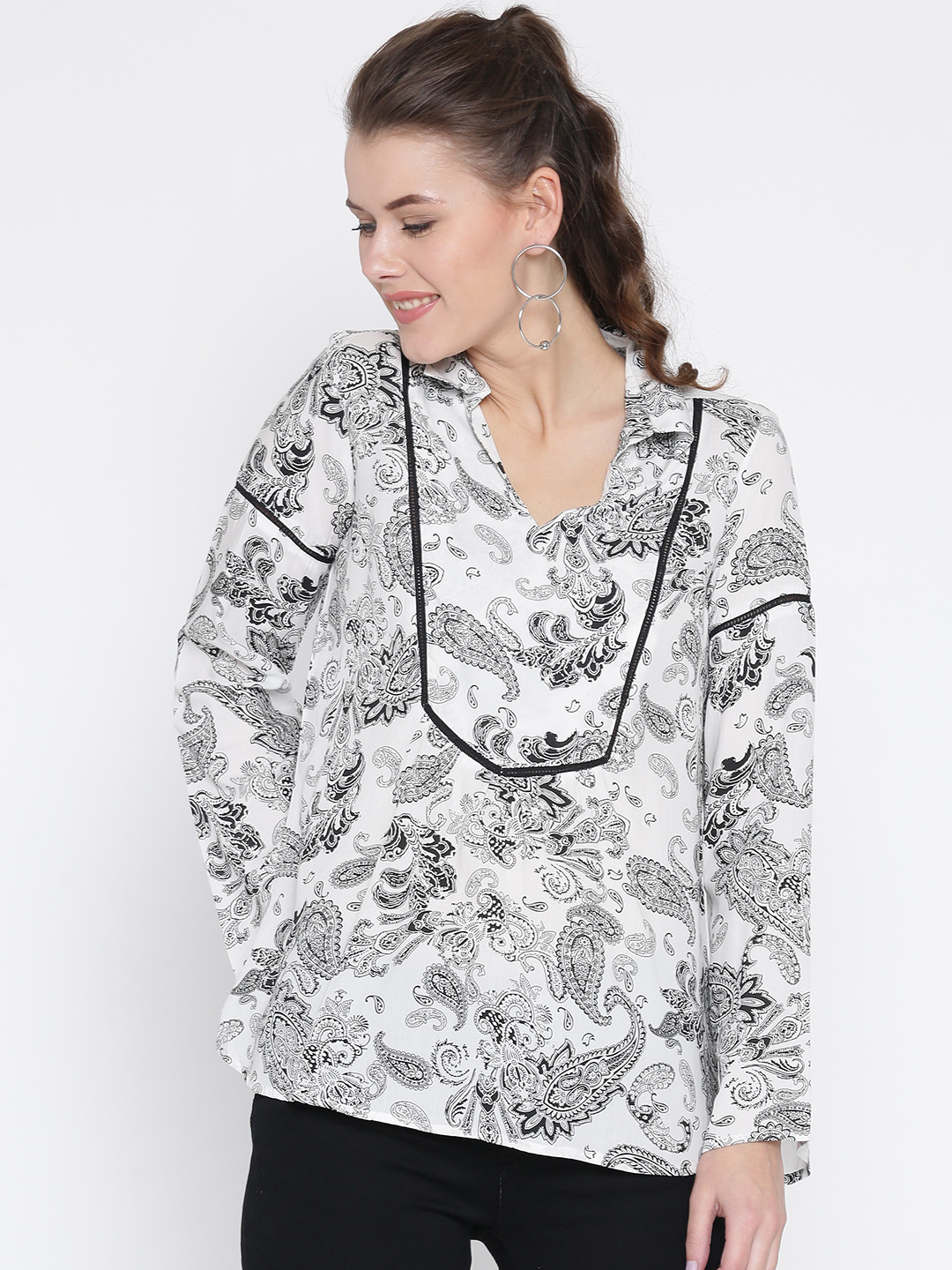 Noi Women White & Black Printed A-Line Pure Cotton Top