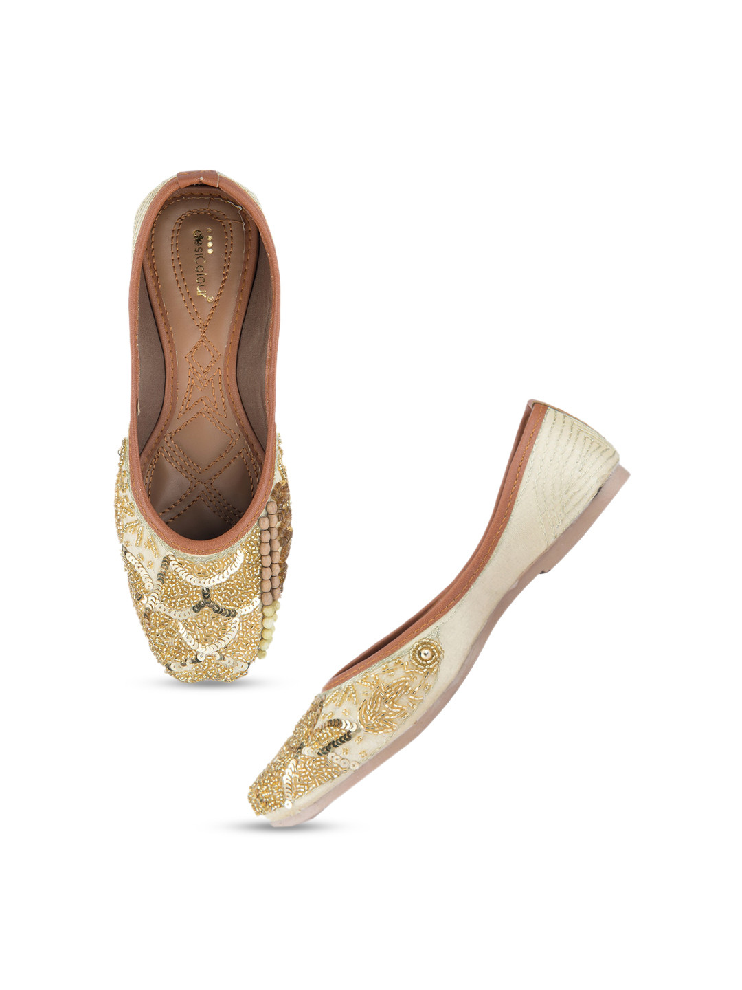 DESI COLOUR Women Round Toe Ethnic - Embellished Mojaris