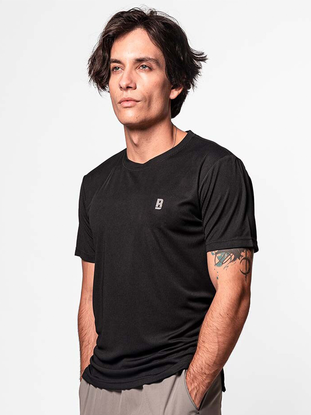 Baller Athletik Hype Men Black V-Neck Pockets T-shirt