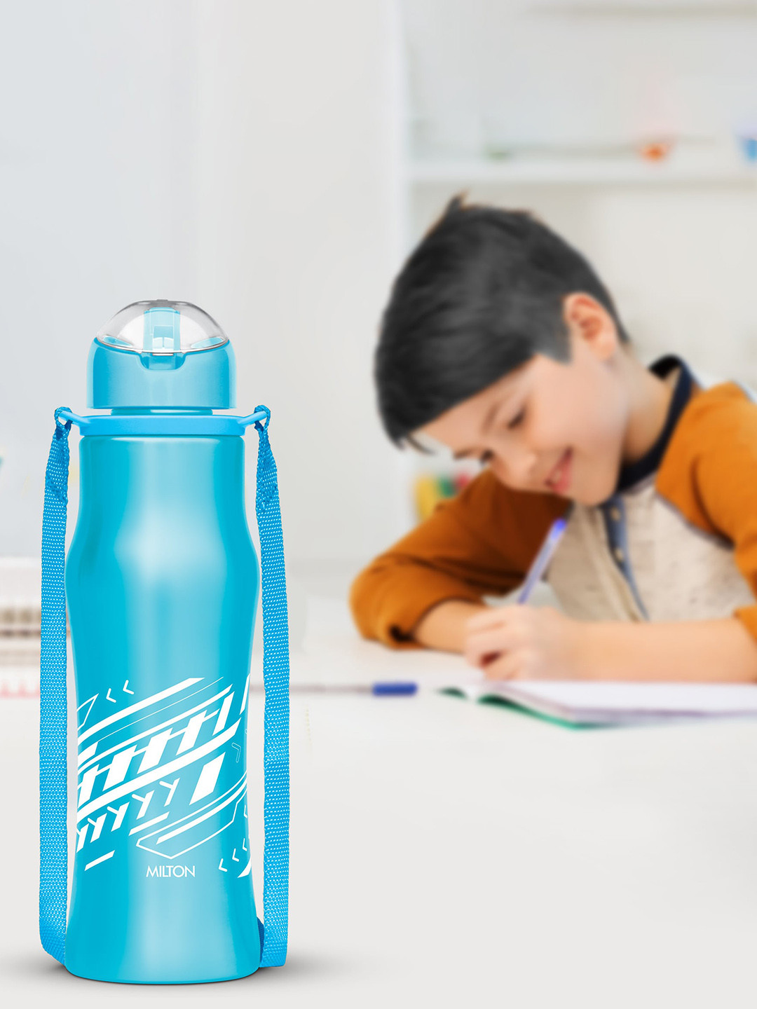 Milton Gaiety Blue Conversational Stainless Steel Single Wall Vacuum Water Bottle - 600ml