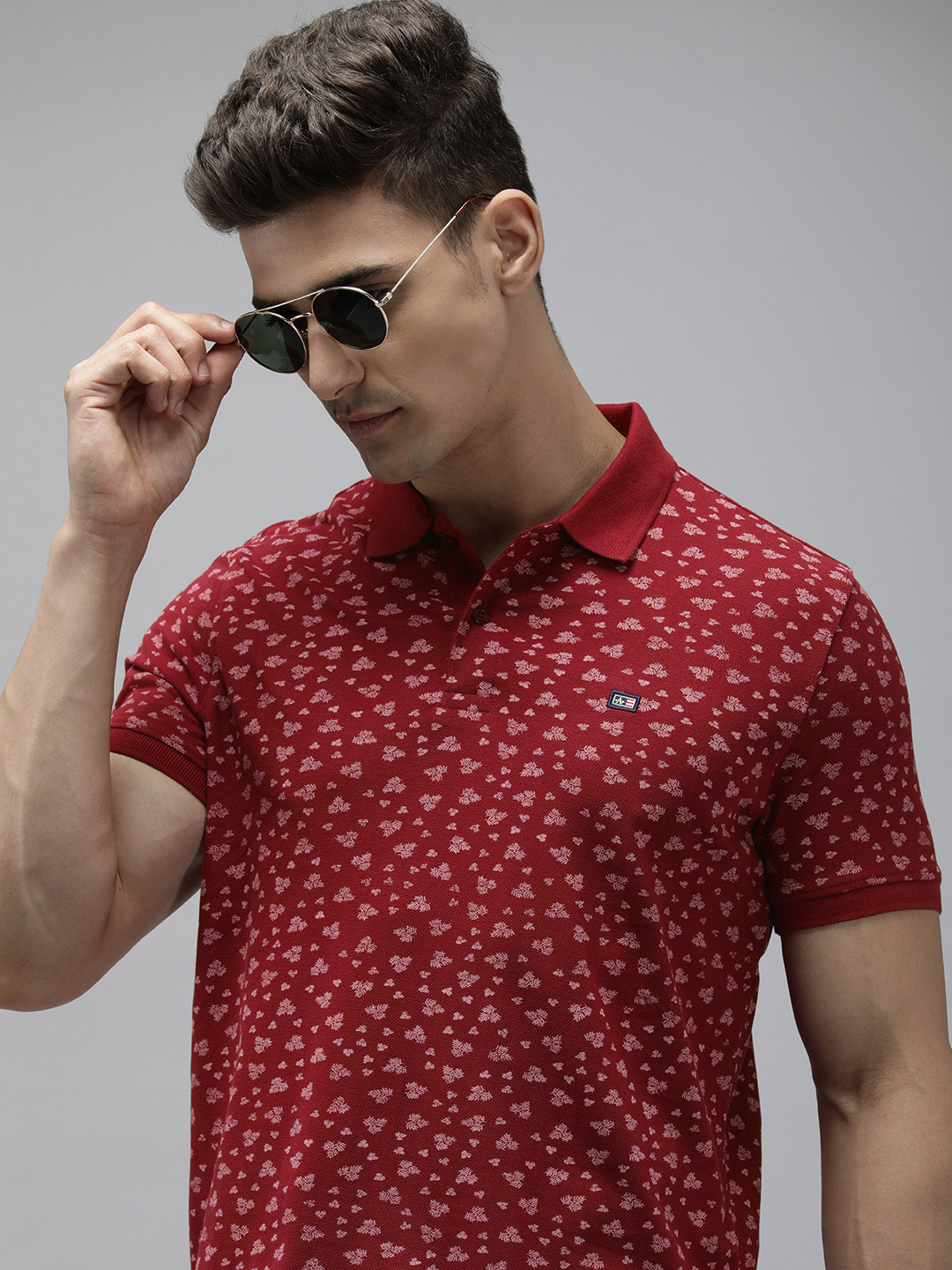 Arrow Conversational Printed Polo Collar Pure Cotton T-shirt