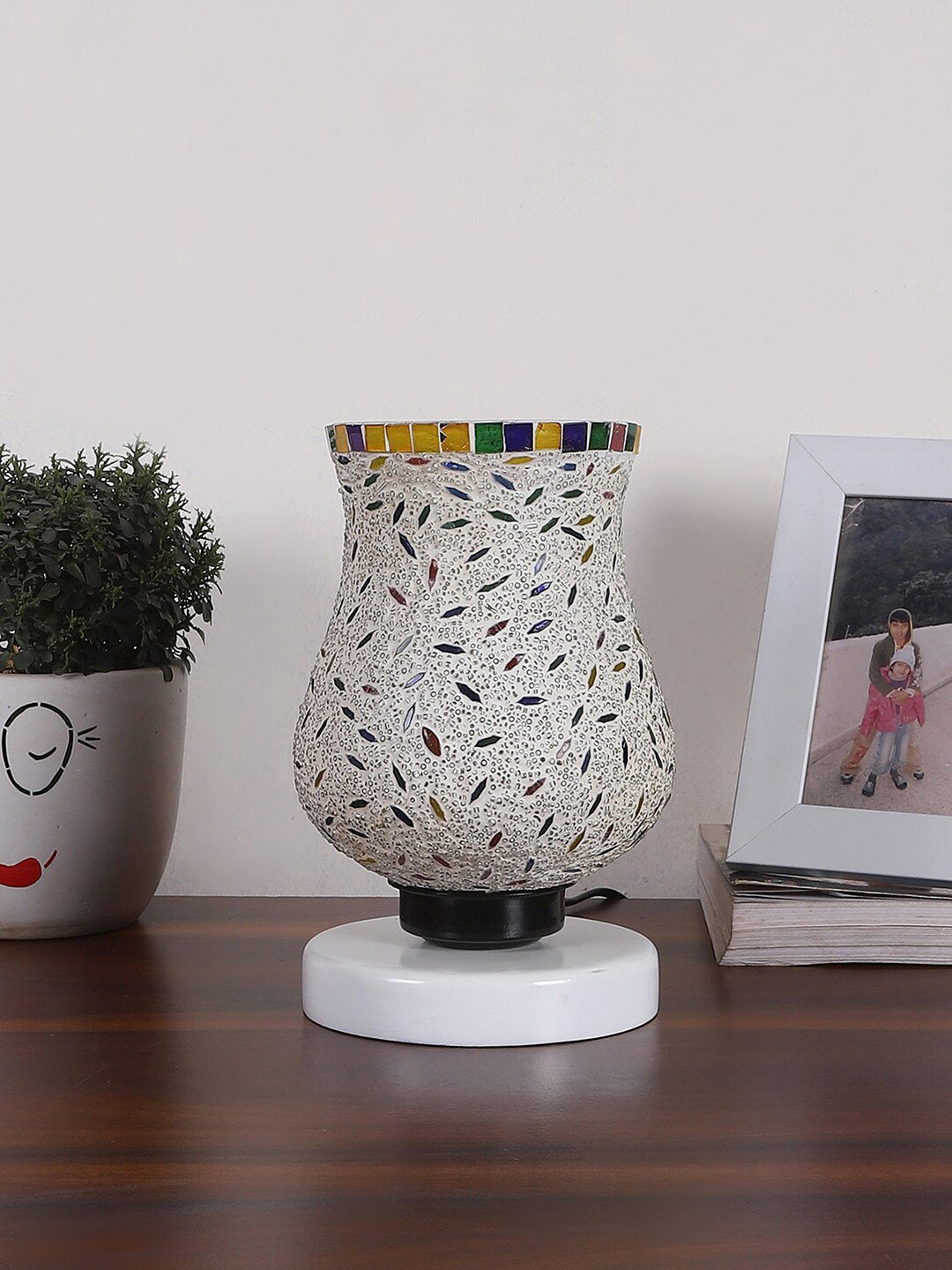 Devansh White & Red Printed Wooden Round Table Lamp With Mosaic Glass