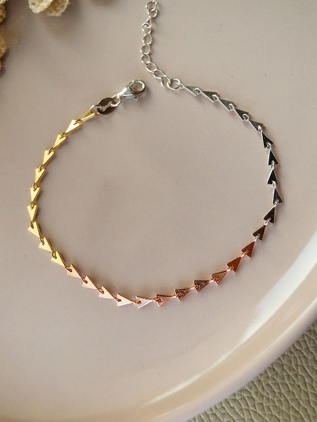 MANNASH Women Sterling Silver Rhodium-Plated Triangle Linked Link Bracelet