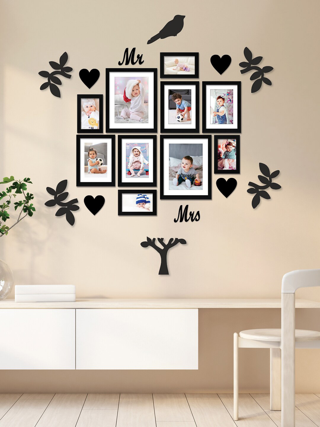RANDOM 10-Pcs Black Photo Frames With Plaque