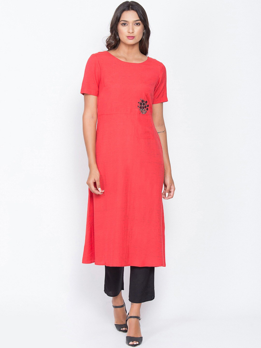 Be Indi Round Nreck Thread work A-Line Kurta