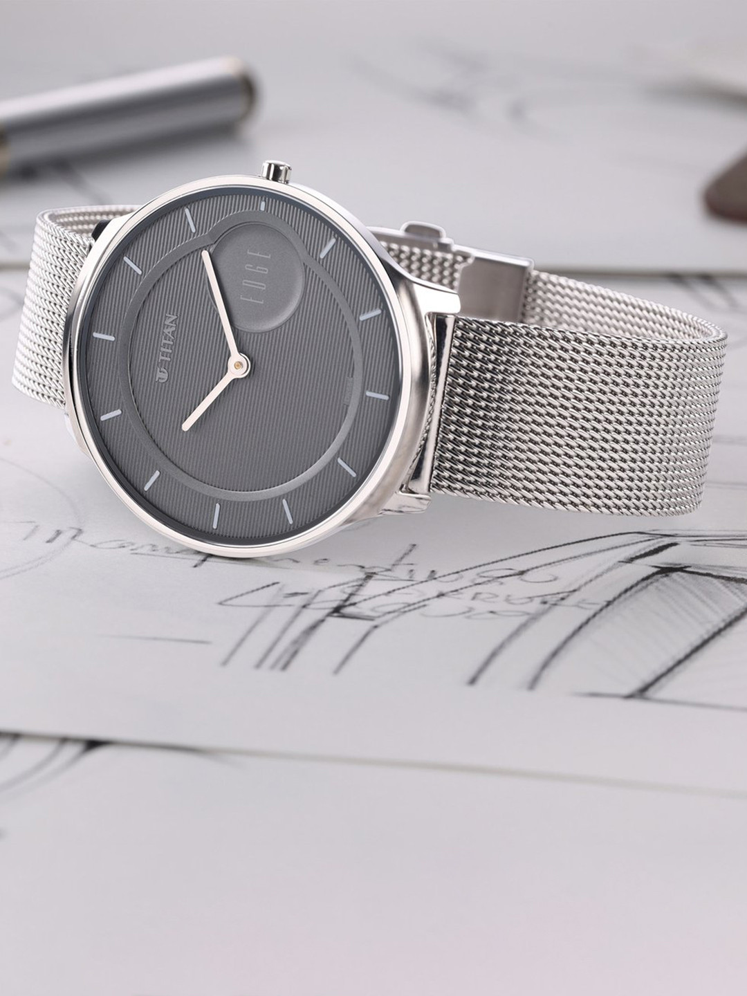 Titan Men Patterned Dial & Stainless Steel Straps Analogue Watch NQ1843SM01