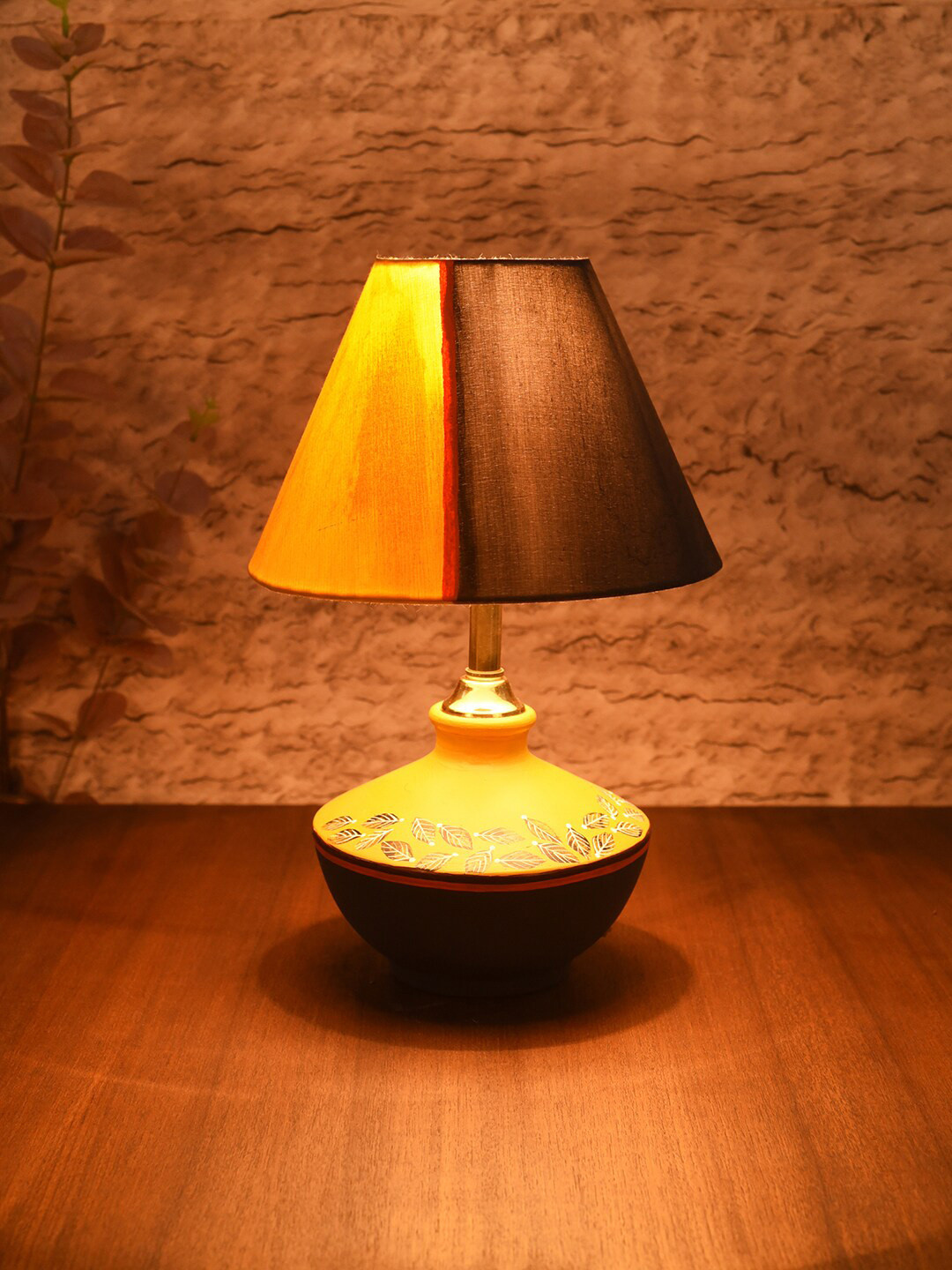 AAKRITI ART CREATIONS Blue & Yellow Sunflower Dreams Printed Terracotta Table Lamp