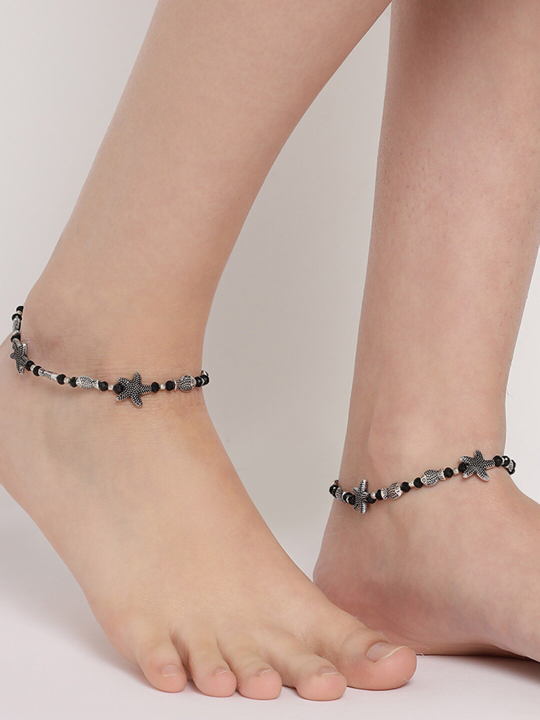 Sangria Silver Plated Beaded Starfish Anklet