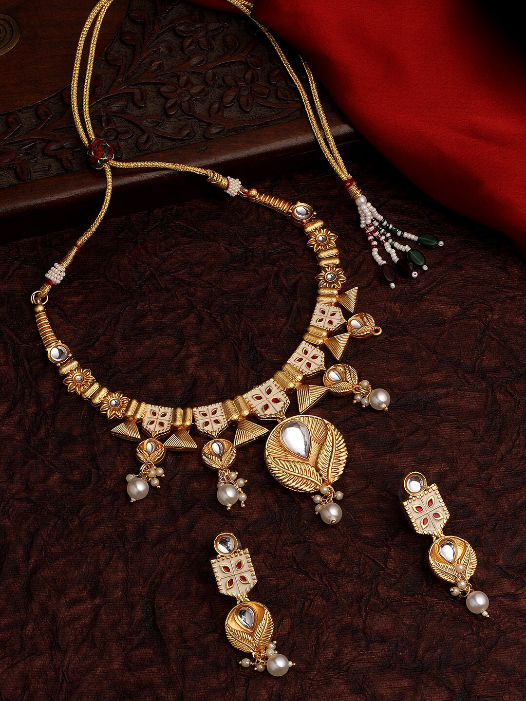 ASMITTA JEWELLERY Gold-Plated Stone Studded & Pearls Beaded Jewellery Set
