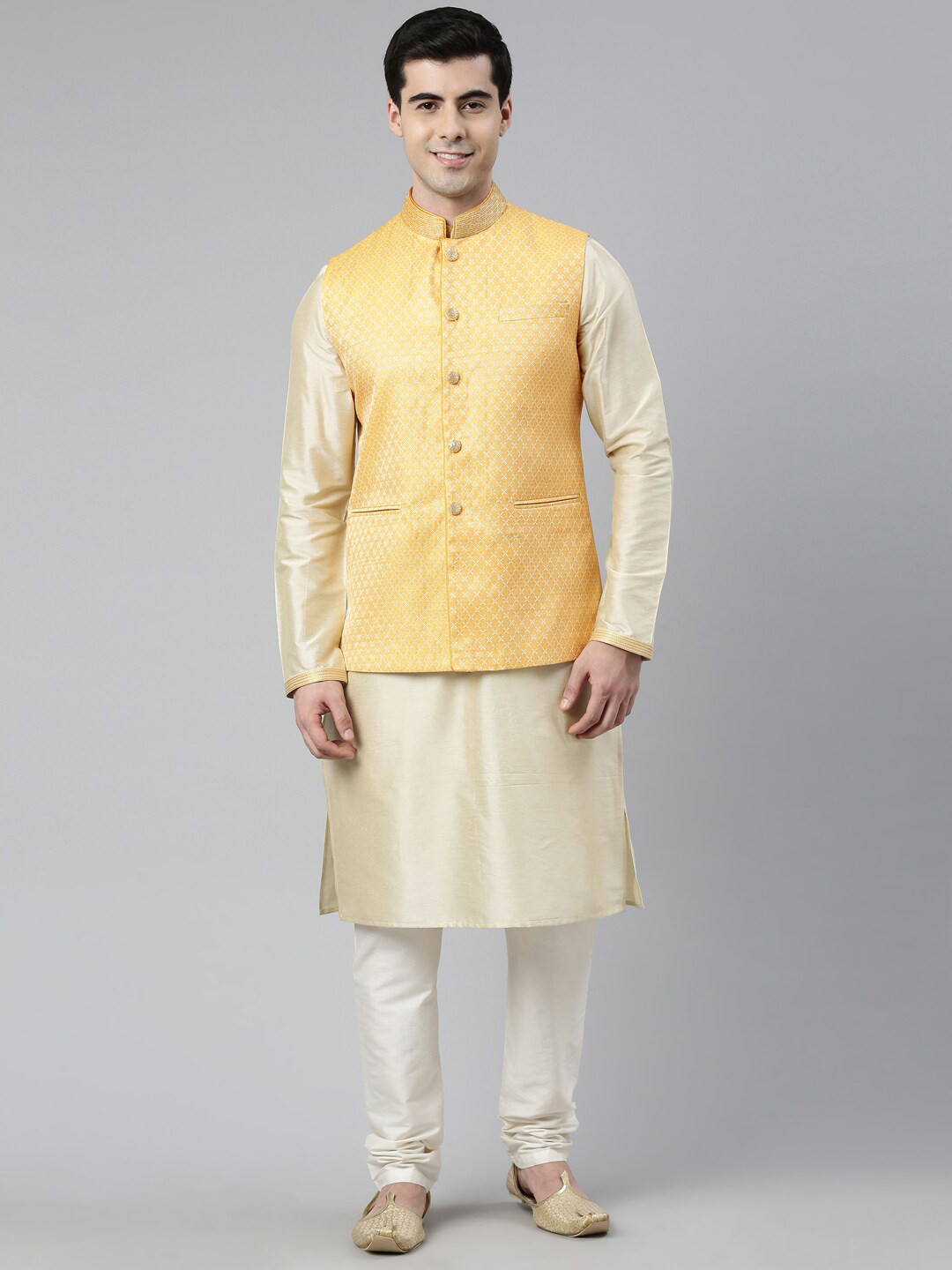 TTheEthnic.Co Mandarin Collar Straight Kurta with Churidar & Nehru Jacket