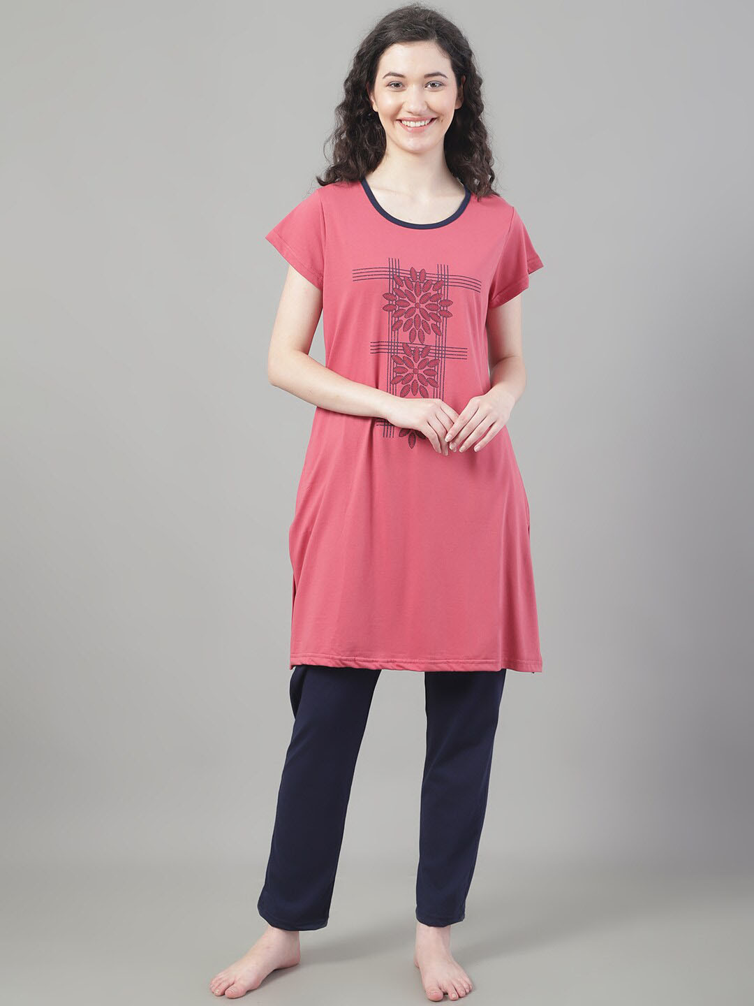 PERFECT LINE Graphic Printed Night Suit