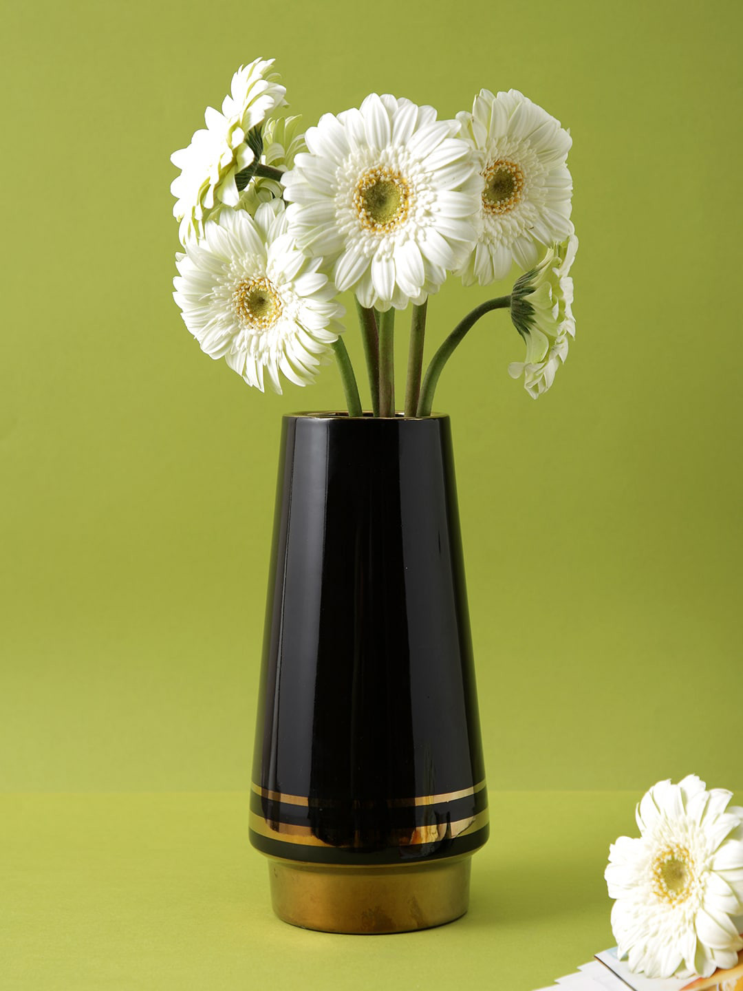TAYHAA Black & Gold Toned Ceramic Flower Vase