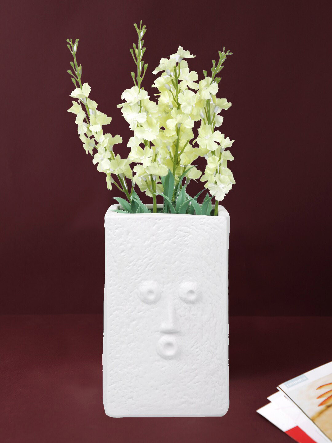 TAYHAA White Ceramic Surreal Faces Table Vase