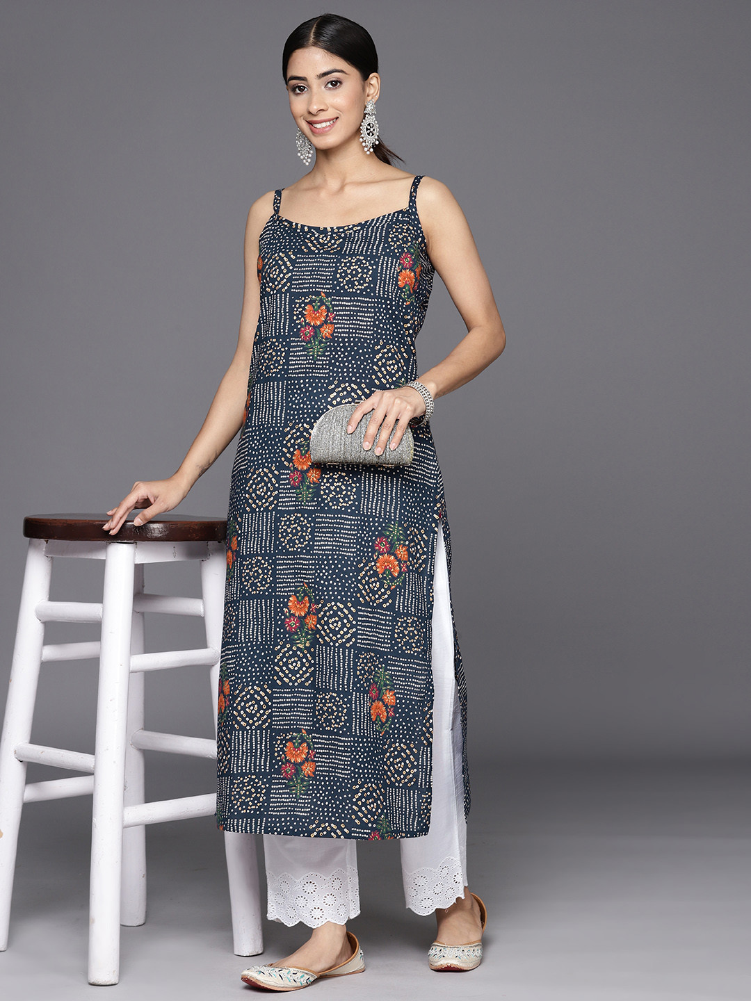Varanga Women Navy Blue & Off White Bandhani Printed Indigo Kurta