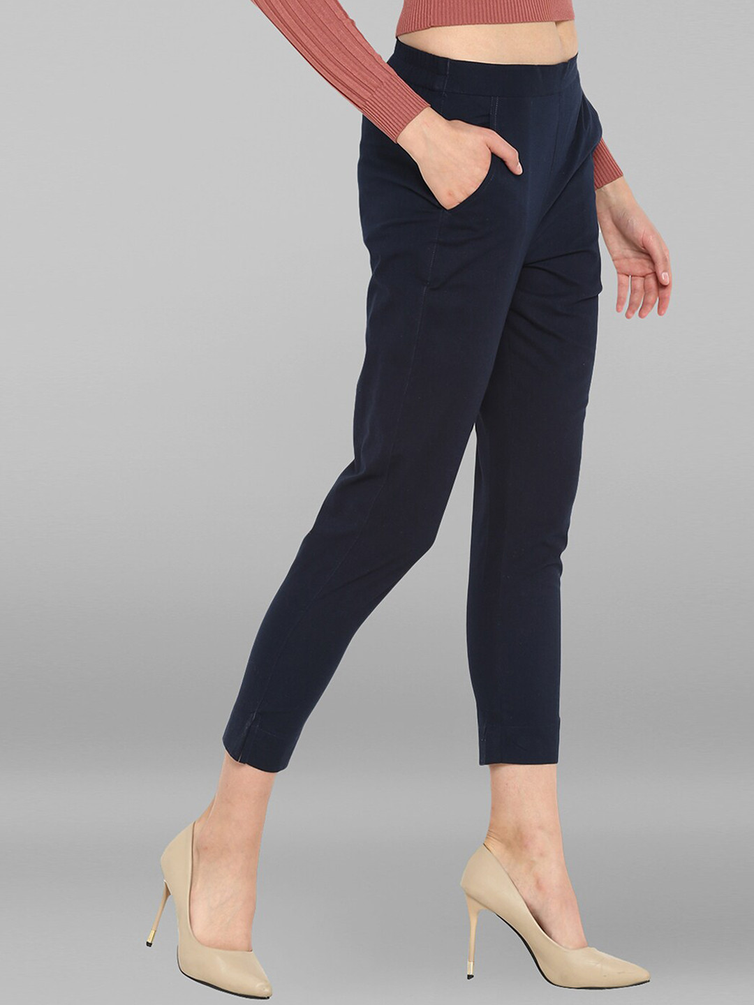 Janasya Women Navy Blue Cotton Cropped Regular Trousers