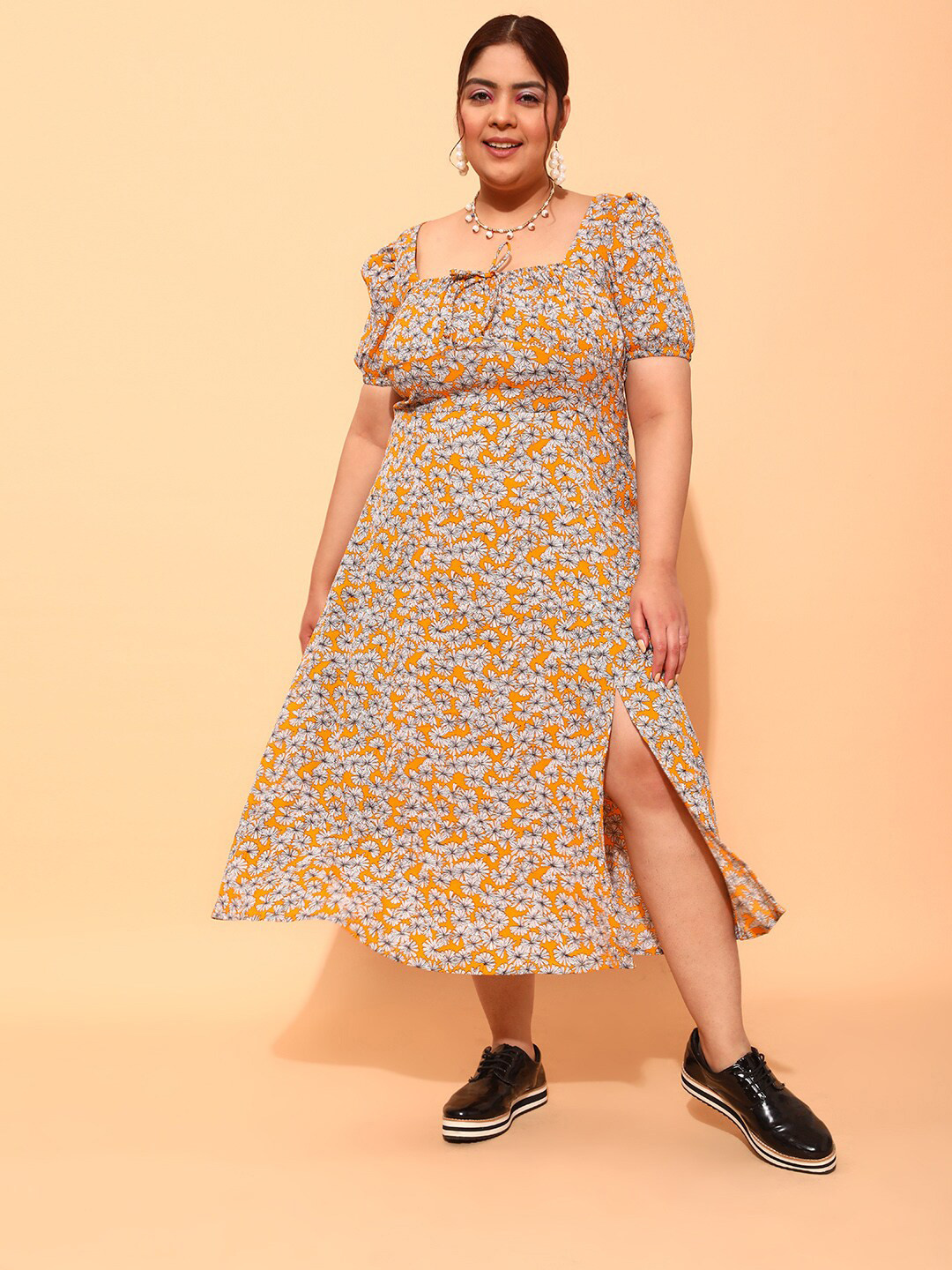 CURVY STREET Plus Size Yellow & White Floral Printed Square Neck A-Line Dress