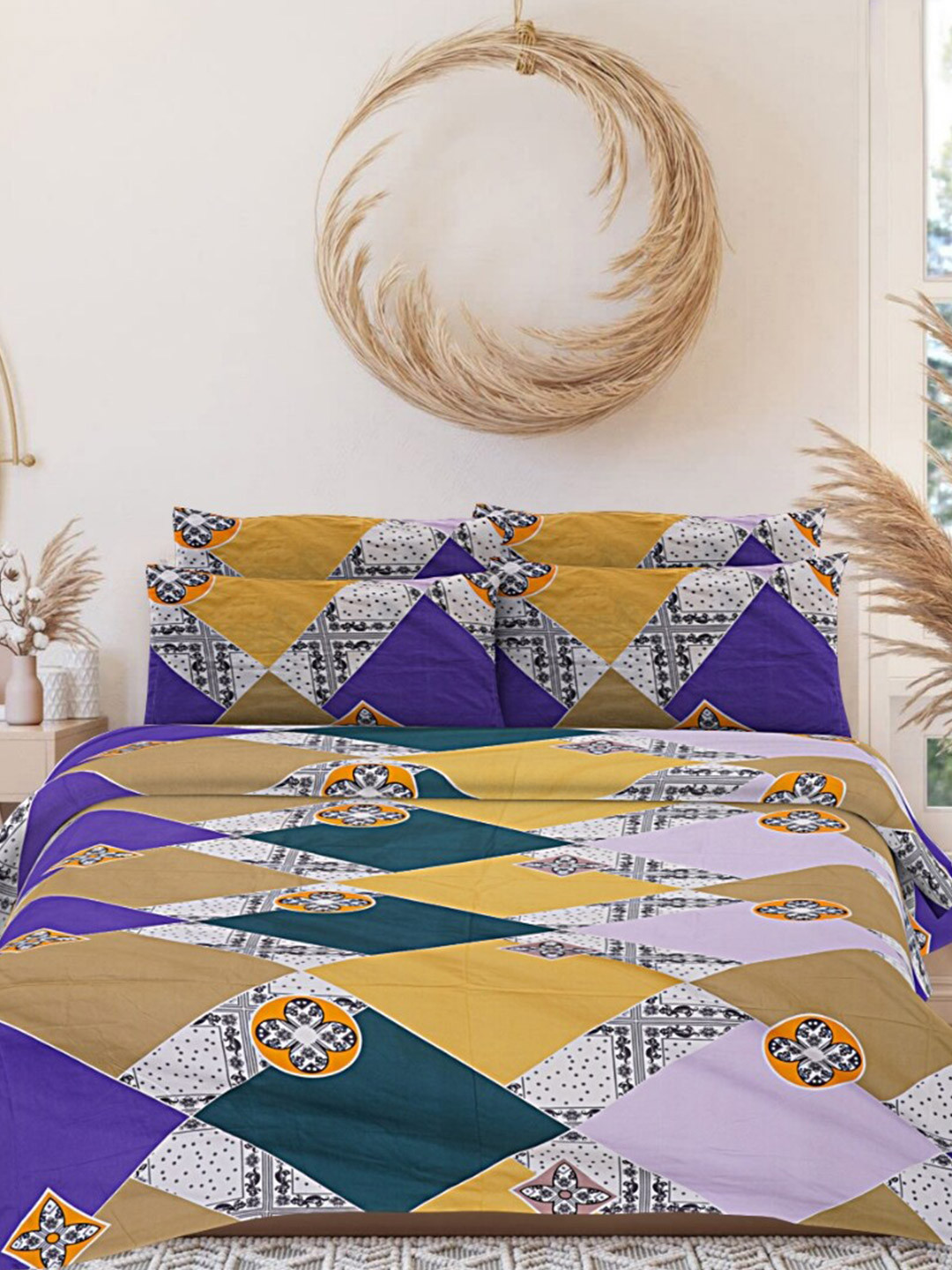 INDHOME LIFE Green Geometric Cotton 220 TC Queen Fine Bedsheet with 2 Pillow Covers-90 x 100 inches