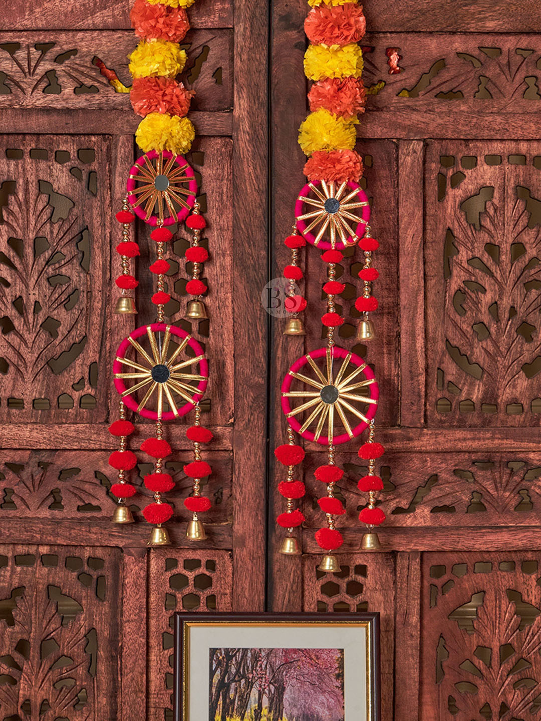 BS AMOR Red & Orange Coloured 2 Pieces Marigold Fluffy Artificial Creeper Bail