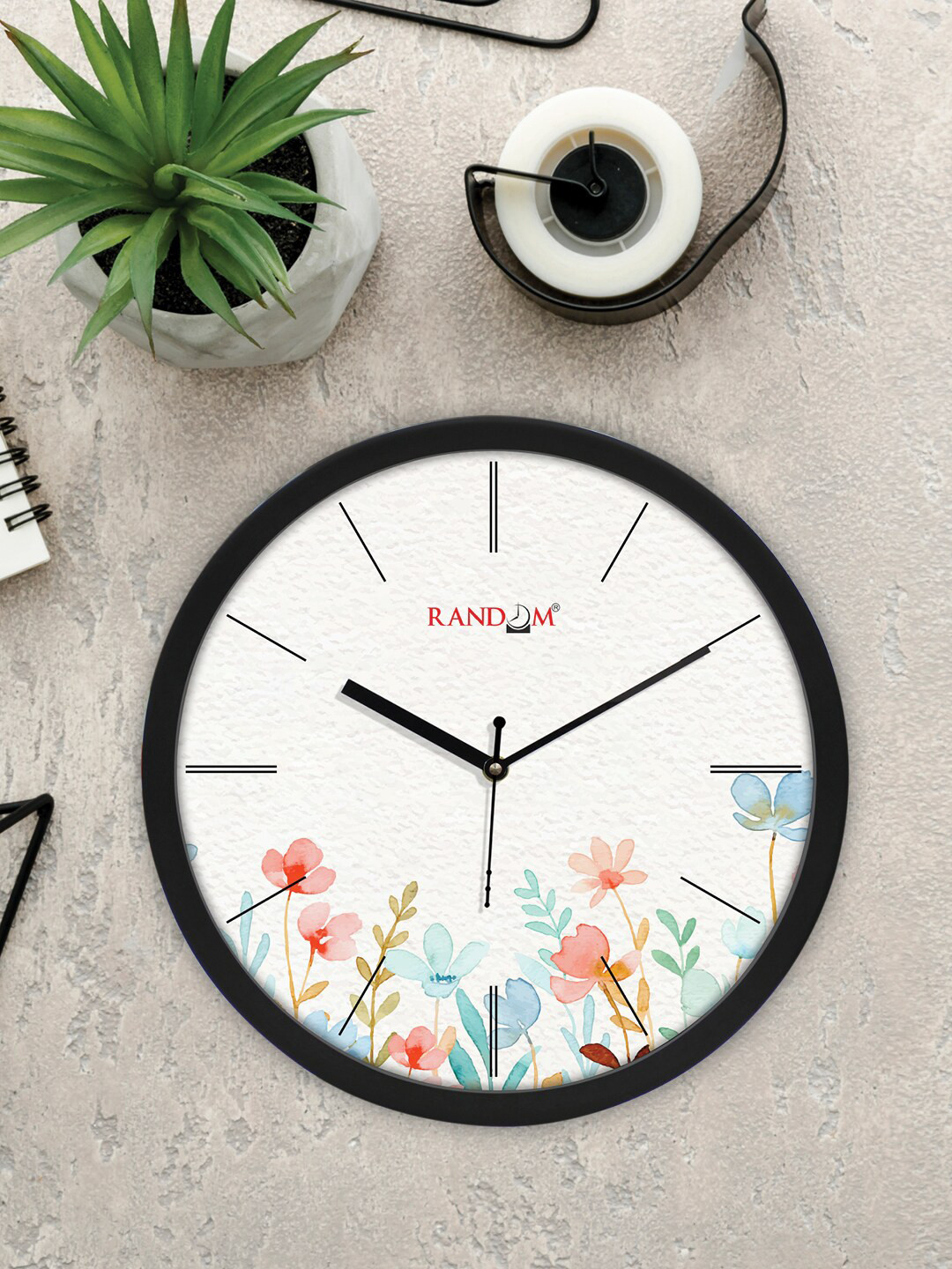 RANDOM Flower Black Plastic Large Display Round Battery Analogue Wall Clock-30cm