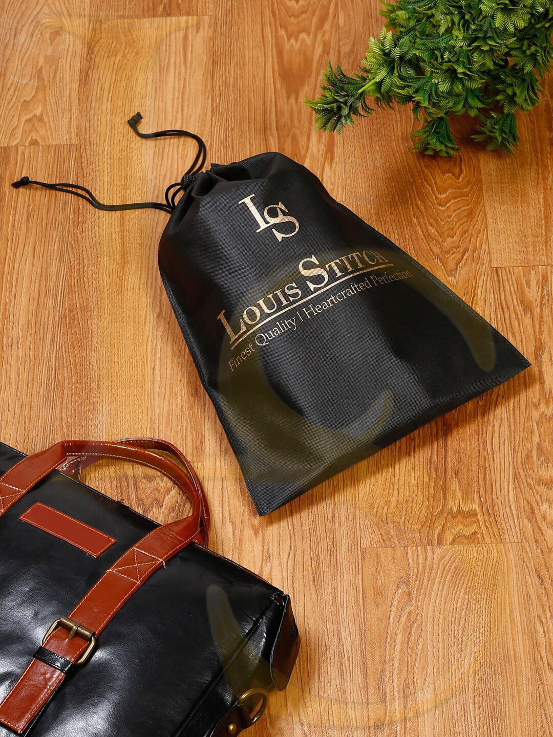 LOUIS STITCH Set Of 16 Brand Logo Printed Non-Woven See Through & Eco-Friendly Shoe Bags