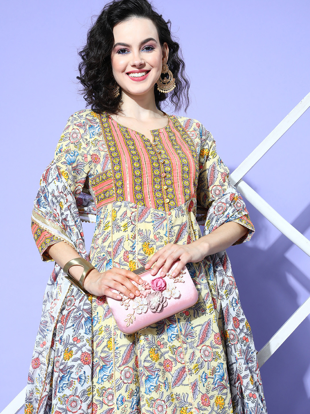 all about you Women Cream-Coloured Floral Printed Regular Gotta Patti Pure Cotton Kurta with Trousers & With