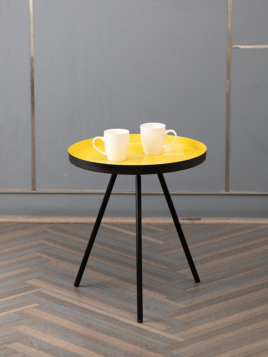 MARKET99 Tripod Table Round Yellow Metal Metallic Living Room Medium Showpiece - 17.7 Inches