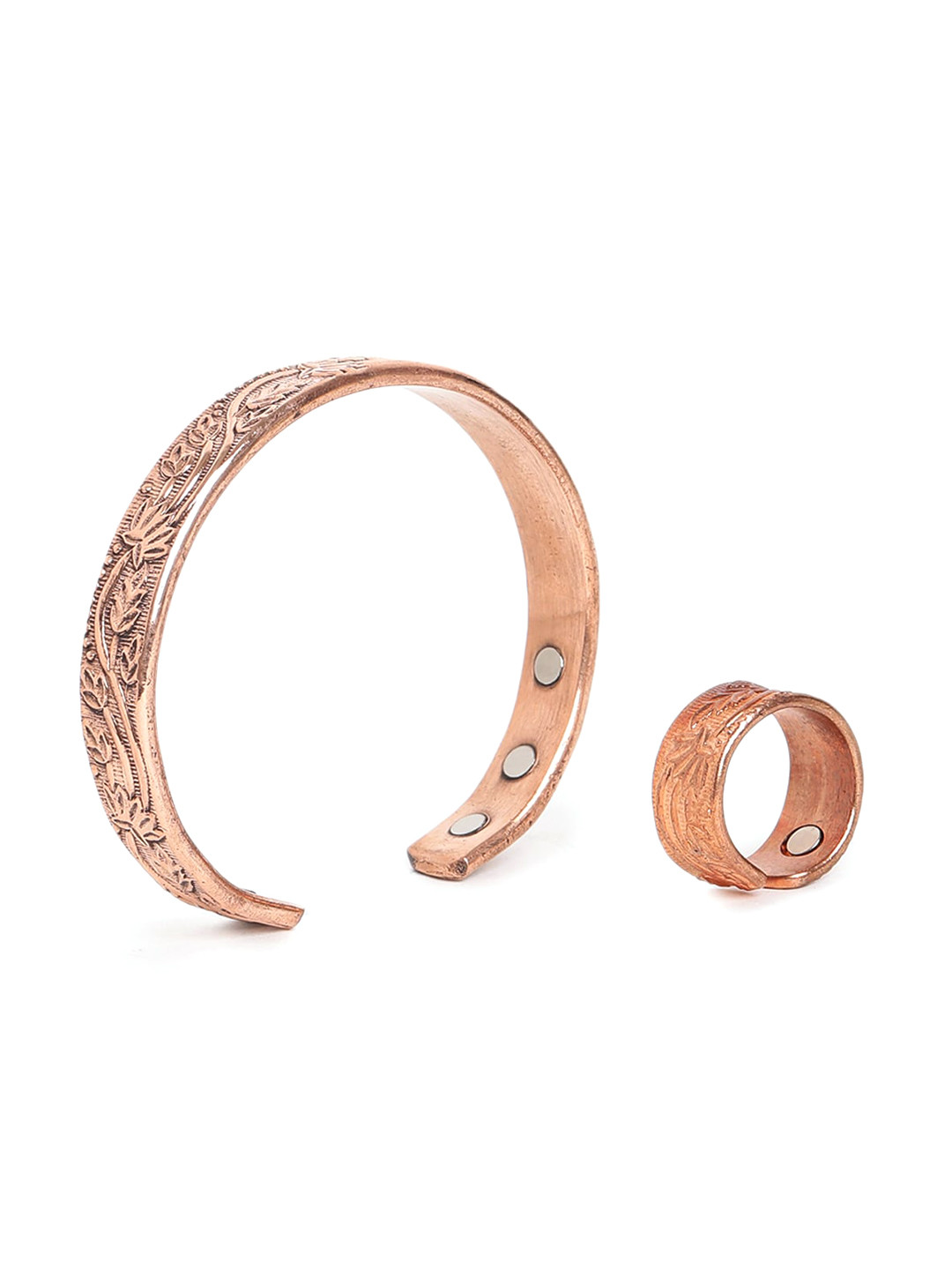 EL REGALO Gold-Plated Textured Magnetic Bracelet & Finger Ring