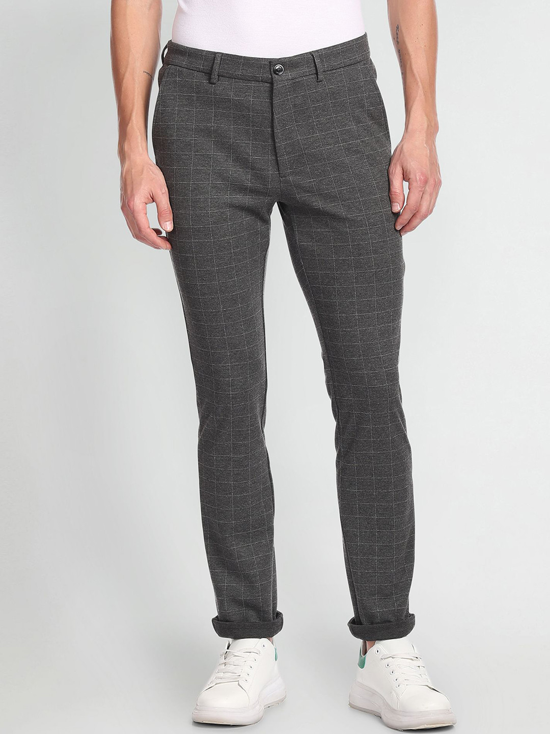 Arrow Sport Men Windowpane Check Skinny Fit Mid-Rise Trousers