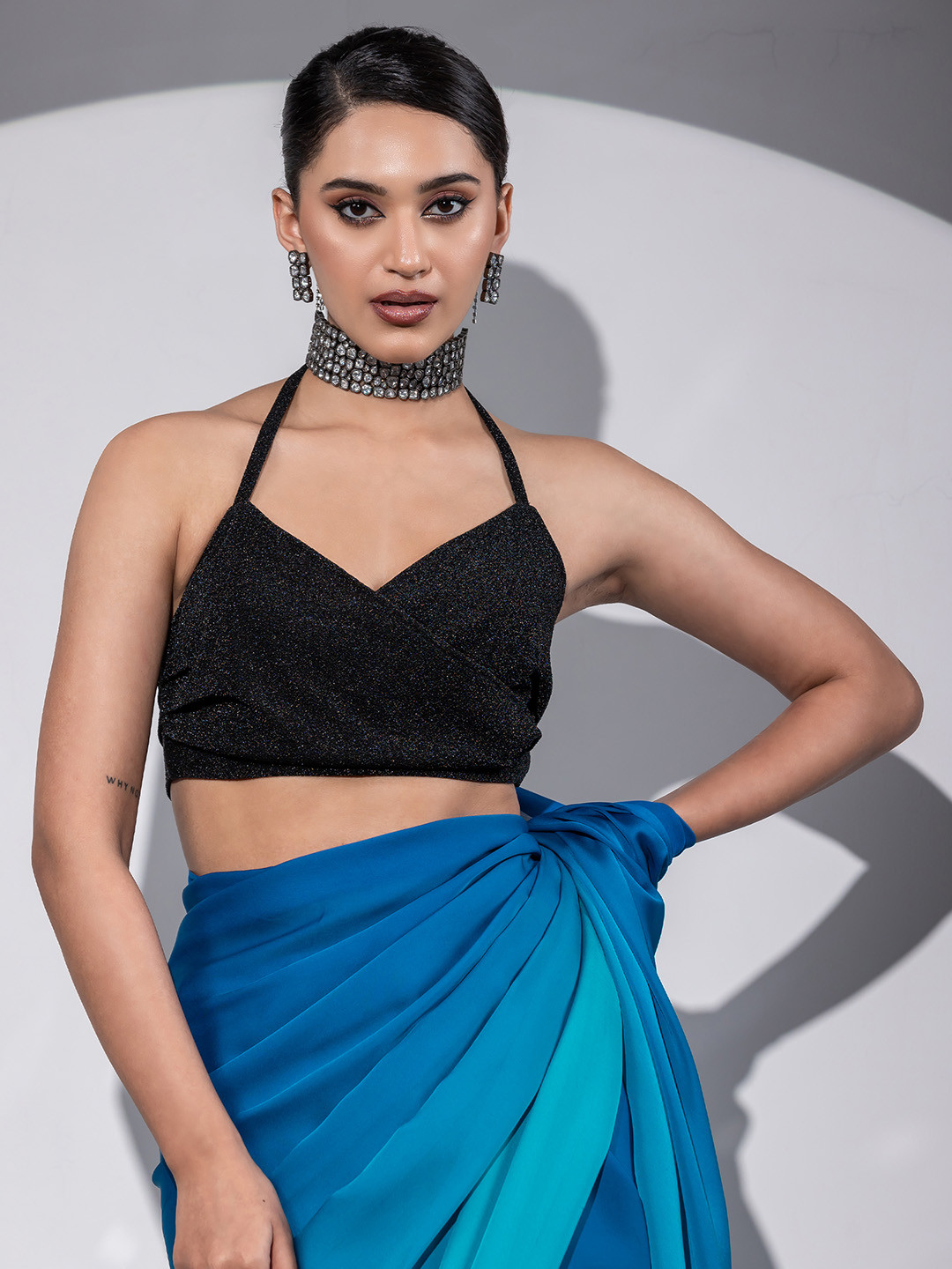 Swtantra Self Design Halter Neck Saree Blouse