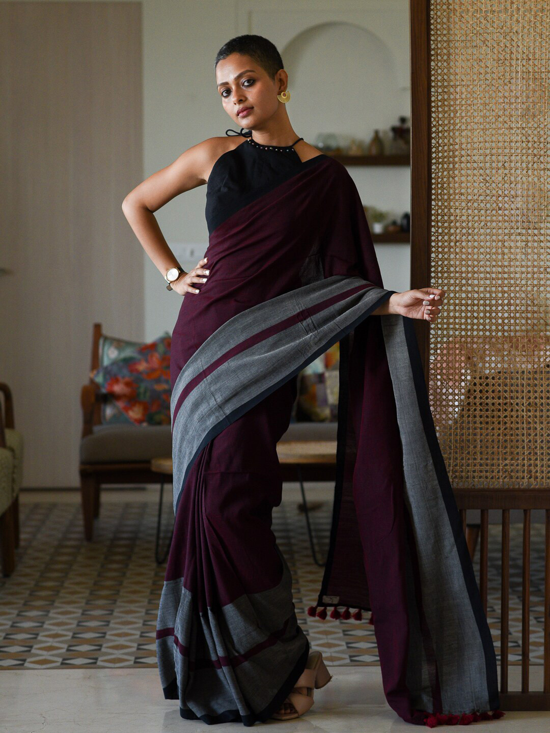 Suta Maroon & Grey Cotton Blend Saree