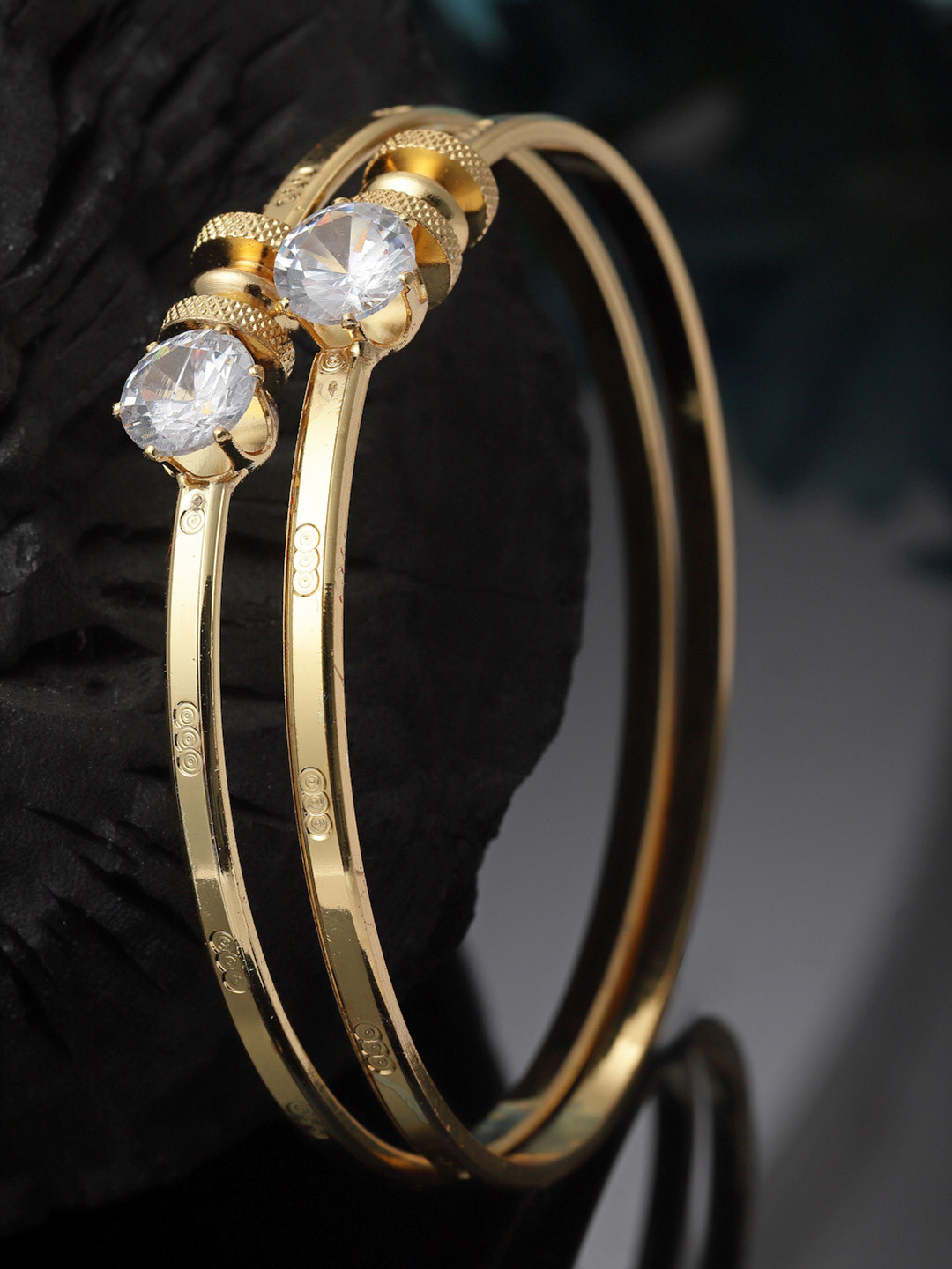 ZENEME Set Of 2 Gold-Plated Bangle-Style Bracelets