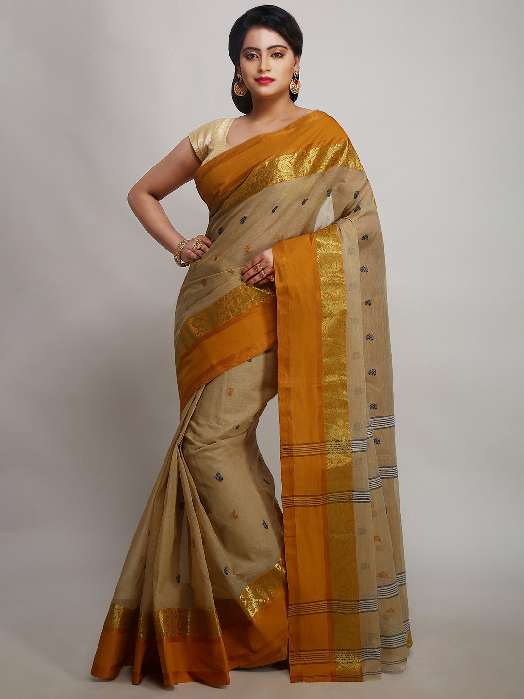 WoodenTant Ethnic Motif Pure Cotton Taant Zari Saree